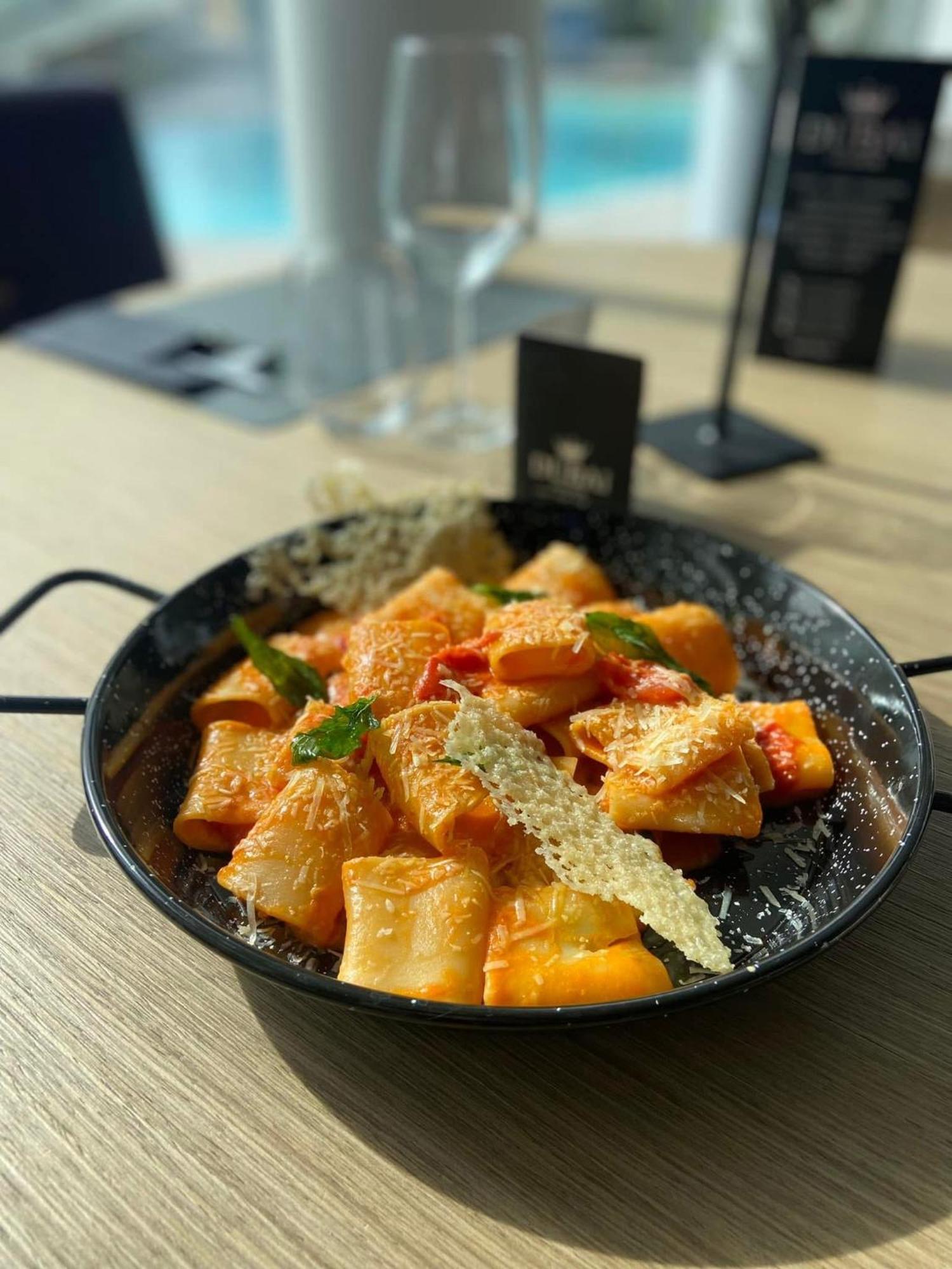Dubaivillage Camposano Екстериор снимка